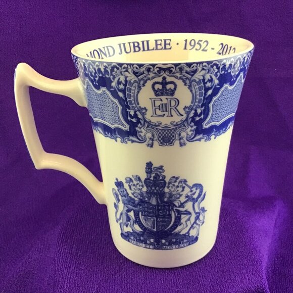 Queen Elizabeth II Diamond Jubilee Mug Spode Blue Room Collection 1952 2012 - Picture 6 of 13